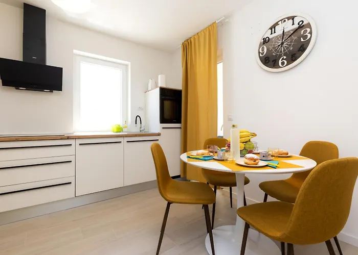 Lussin 말리로시니